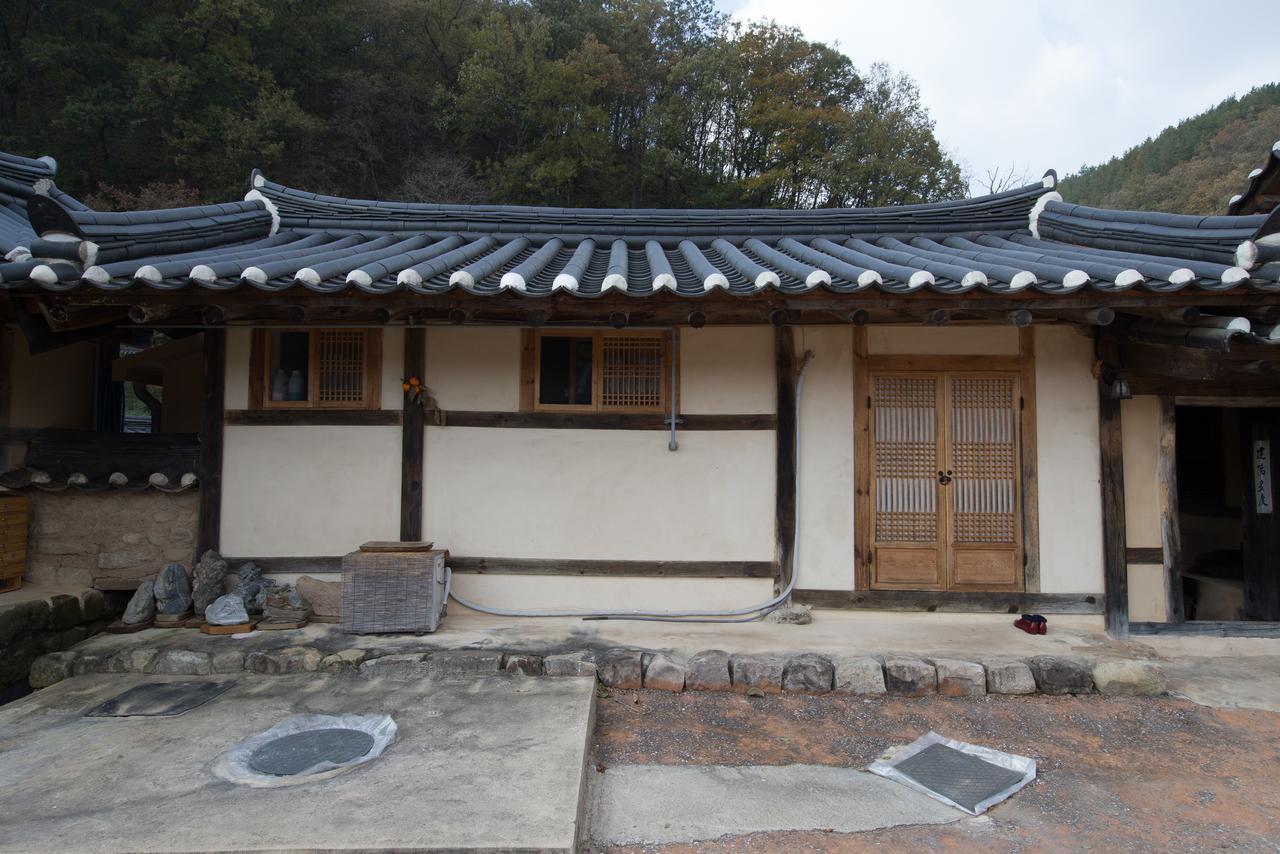 Chalbanggong Jongtaek Cheongsong Ngoại thất bức ảnh